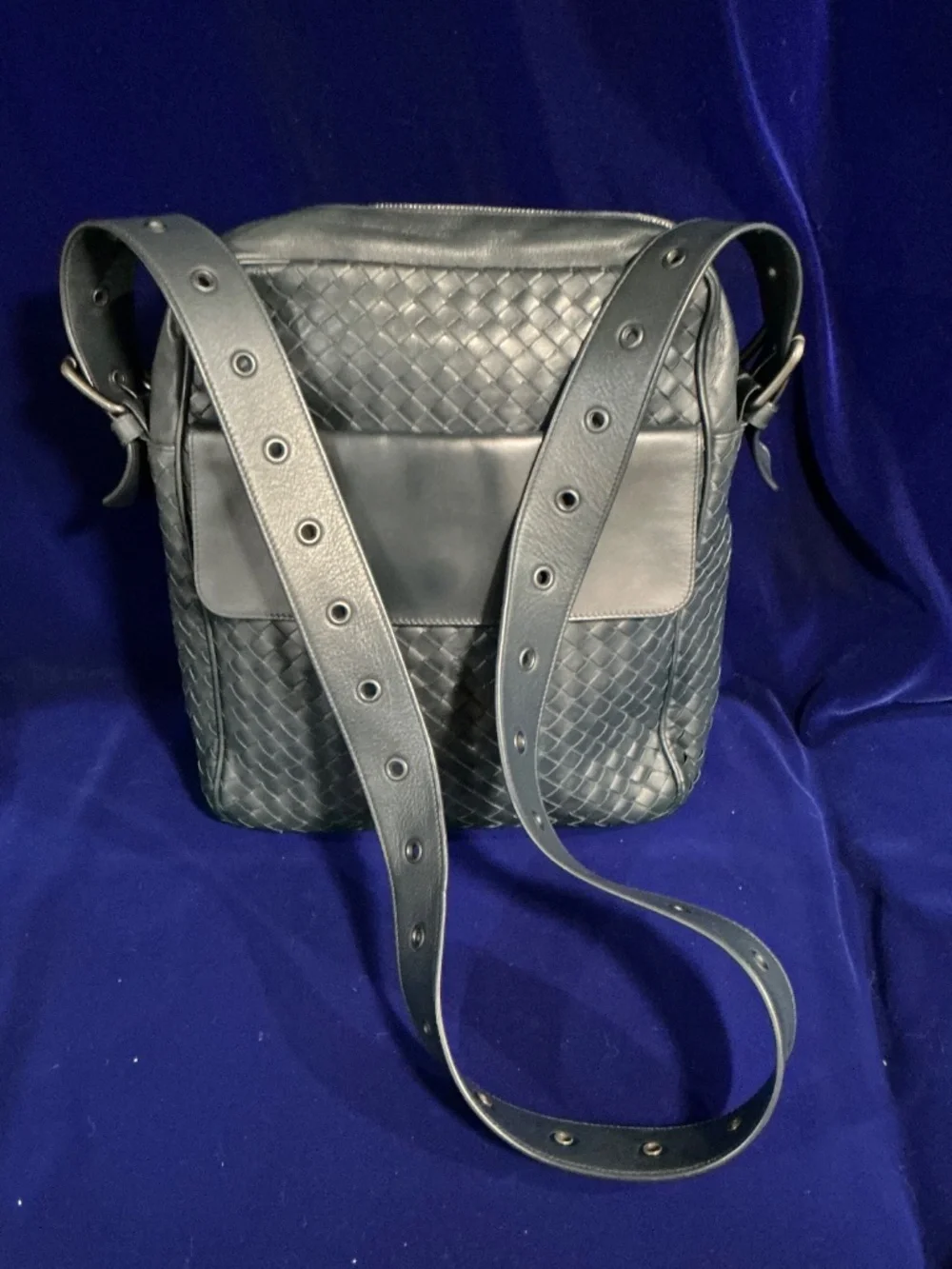 Bottega Veneta Intrecciato Navy blue messenger bag